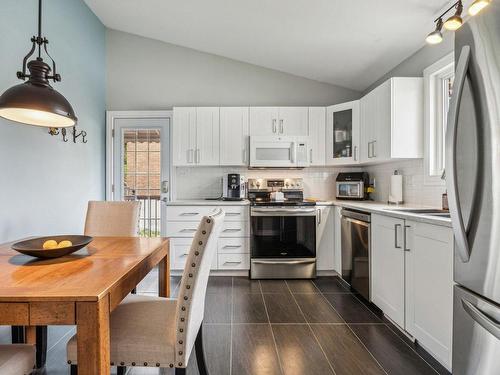 Kitchen - 9 Rue Boulay, Gatineau (Hull), QC - Indoor Photo Showing Kitchen