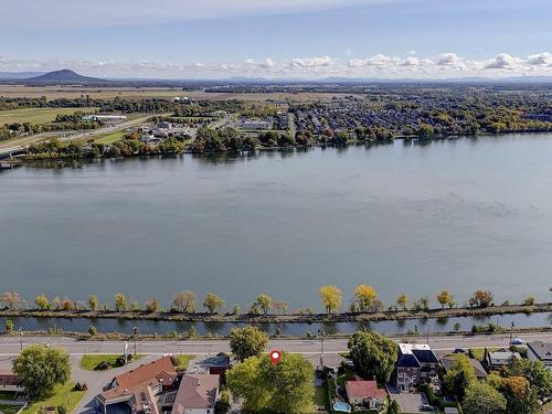 Vue sur l'eau - 566 Rue Champlain, Saint-Jean-Sur-Richelieu, QC - Outdoor With Body Of Water With View