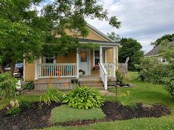 7 Orchard Terrace  Antigonish, NS B2G 1W4