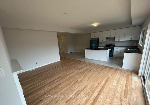 46 Trailside Dr, Haldimand, ON - Indoor Photo Showing Kitchen