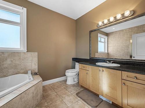 2748 Eagle Cres, Merritt, BC - Indoor Photo Showing Bathroom