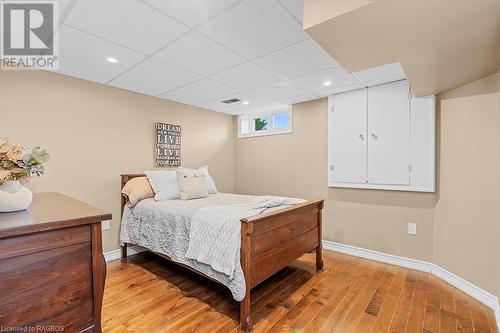 397461 Concession 10, Meaford (Municipality), ON - Indoor Photo Showing Bedroom