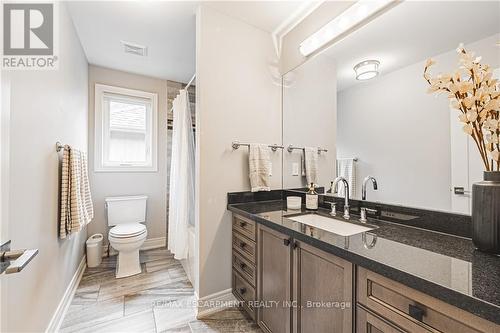 468 Mayzel Road, Burlington, ON - Indoor Photo Showing Bathroom