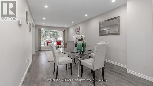 1575 Shale Oak Mews, Mississauga, ON - Indoor Photo Showing Dining Room