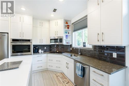 200 Brock Street North, Sarnia, ON - Indoor Photo Showing Kitchen With Double Sink