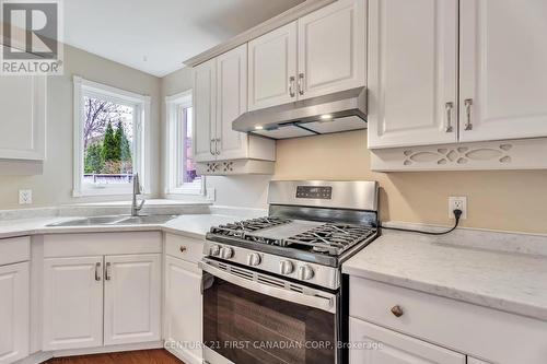 50 Bassenthwaite Crescent, London, ON - Indoor Photo Showing Kitchen