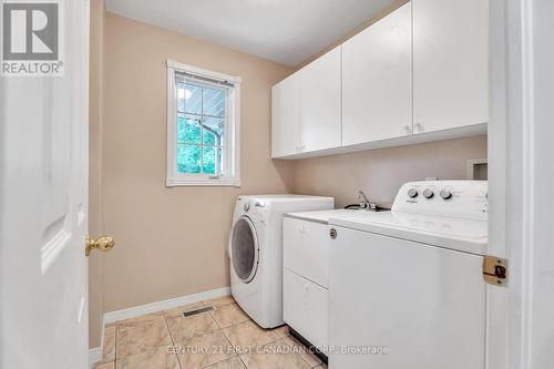 50 Bassenthwaite Crescent, London, ON - Indoor Photo Showing Laundry Room