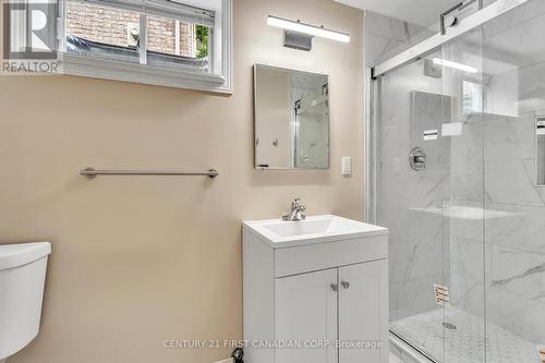 50 Bassenthwaite Crescent, London, ON - Indoor Photo Showing Bathroom