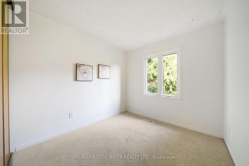 572 Sandhurst Circle, Toronto, ON - Indoor Photo Showing Other Room