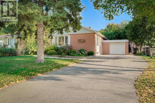 1205 Whittington Road, Mississauga, ON - Outdoor