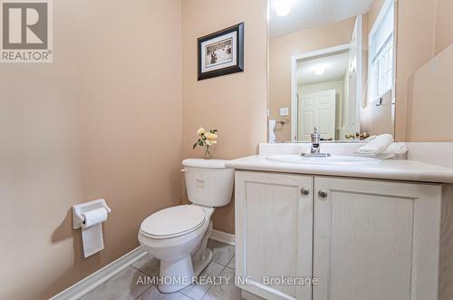 315 Flagstone Way, Newmarket, ON - Indoor Photo Showing Bathroom