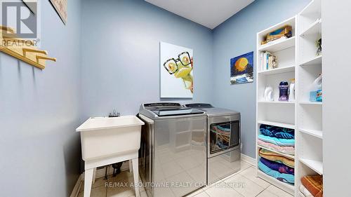 14 Saffron Crescent, Brampton, ON - Indoor Photo Showing Laundry Room