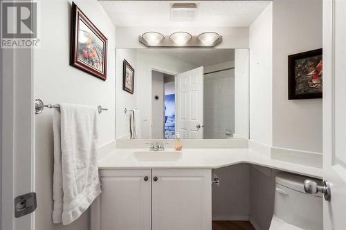 Main Bath - 2210, 11 Chaparral Ridge Drive Se, Calgary, AB 