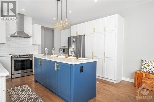 34 Coppermine Street, Ottawa, ON - Indoor Photo Showing Kitchen With Upgraded Kitchen