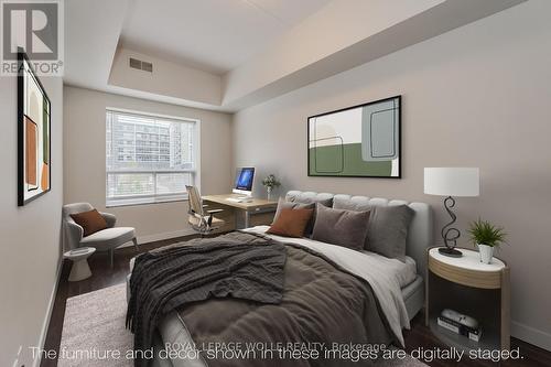 H201 - 62 Balsam Street, Waterloo, ON - Indoor Photo Showing Bedroom