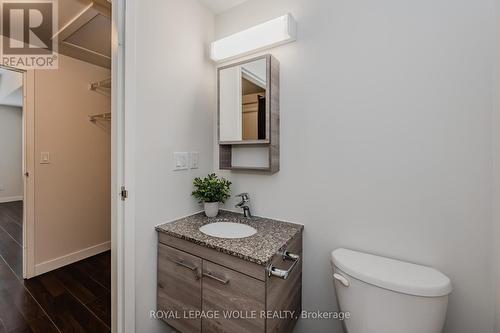 H201 - 62 Balsam Street, Waterloo, ON - Indoor Photo Showing Bathroom