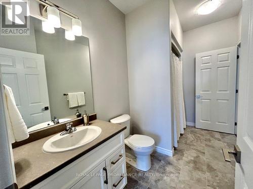 41 Athabaska Drive, Belleville, ON - Indoor Photo Showing Bathroom