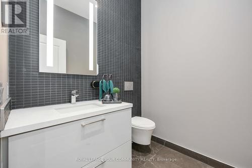 Ph1 - 1 Grandview Avenue, Markham, ON - Indoor Photo Showing Bathroom