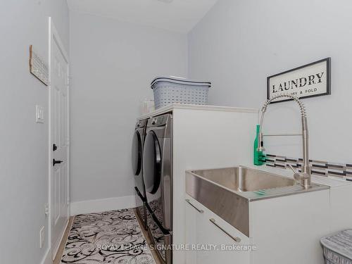 1268 Bardeau St, Innisfil, ON - Indoor Photo Showing Laundry Room