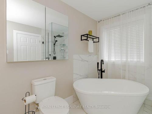 1268 Bardeau St, Innisfil, ON - Indoor Photo Showing Bathroom