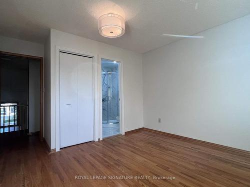 1611 Lewes Way, Mississauga, ON - Indoor Photo Showing Bathroom