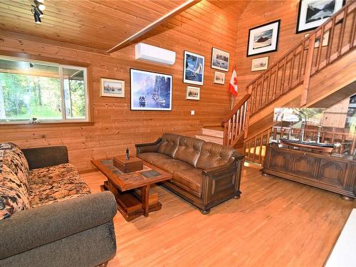 1637 Perry Rd, Gabriola Island, BC 