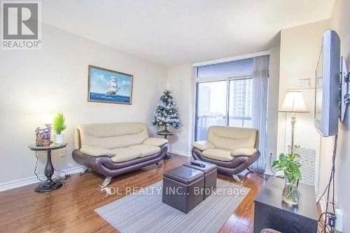 1112 - 18 Sommerset Way, Toronto, ON 