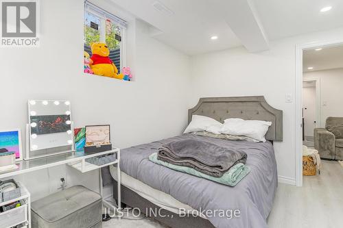 1481 Edmund Drive, Pickering, ON - Indoor Photo Showing Bedroom