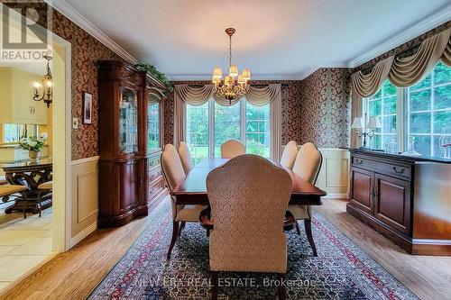 4100 Ennisclare Drive, Milton, ON - Indoor Photo Showing Dining Room