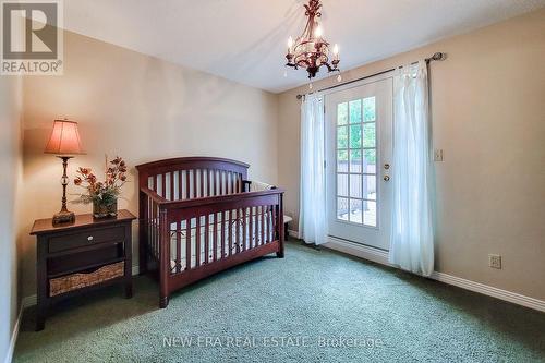 4100 Ennisclare Drive, Milton, ON - Indoor Photo Showing Bedroom