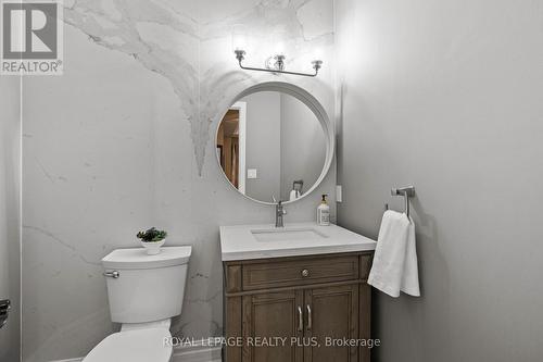 11 Treeview Crescent, Caledon, ON - Indoor Photo Showing Bathroom