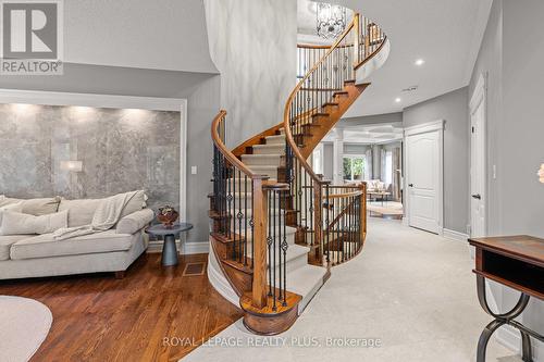 11 Treeview Crescent, Caledon, ON - Indoor Photo Showing Other Room