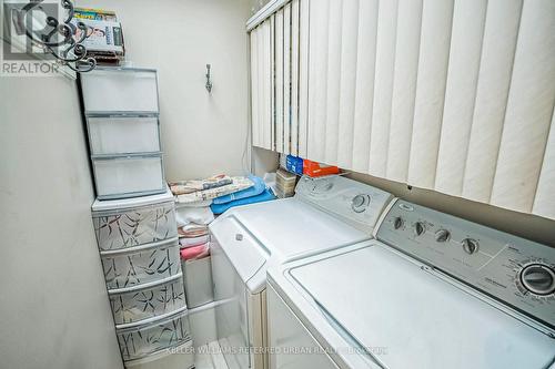 5 Lorne Bruce Drive, Toronto, ON - Indoor Photo Showing Laundry Room