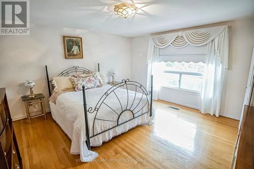 5 Lorne Bruce Drive, Toronto, ON - Indoor Photo Showing Bedroom