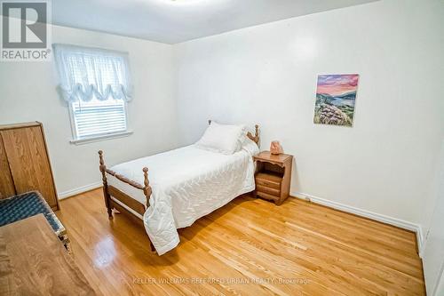 5 Lorne Bruce Drive, Toronto, ON - Indoor Photo Showing Bedroom