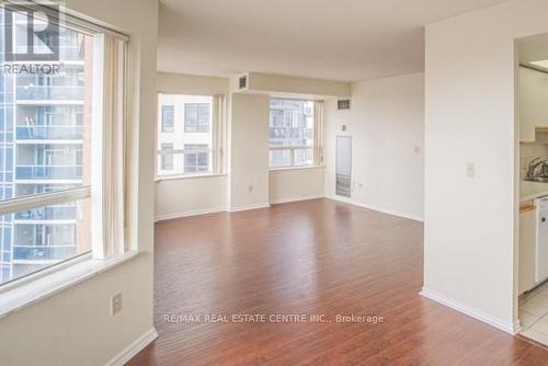 2103 - 335 Webb Drive, Mississauga, ON - Indoor Photo Showing Other Room