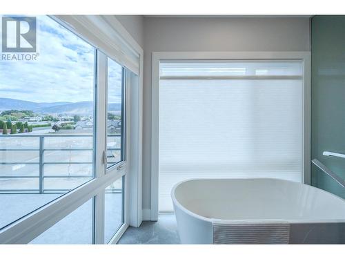 201 Wylie Street Unit# 131, Penticton, BC - Indoor Photo Showing Bathroom