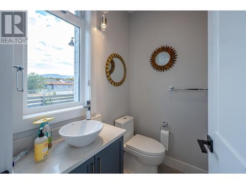 201 Wylie Street Unit# 131, Penticton, BC - Indoor Photo Showing Bathroom