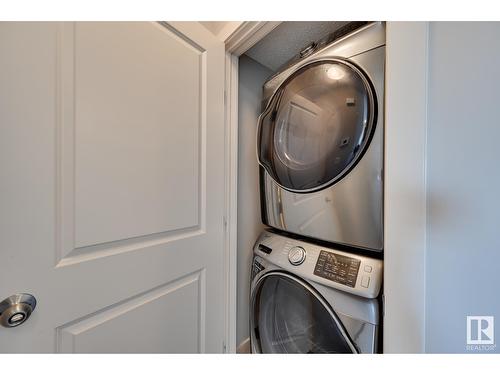 #6 2922 Maple Wy Nw, Edmonton, AB - Indoor Photo Showing Laundry Room