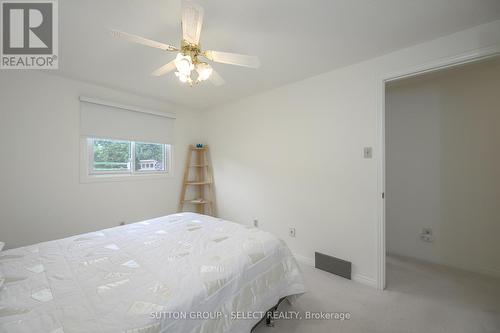 19 Banting Crescent, London, ON - Indoor Photo Showing Bedroom