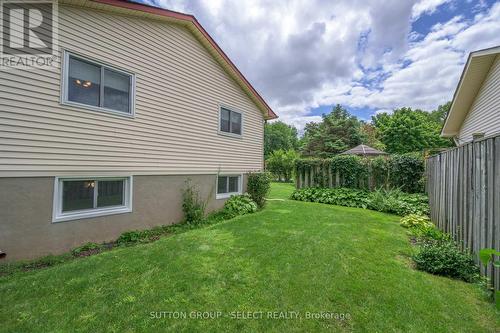 19 Banting Crescent, London, ON - Outdoor With Exterior