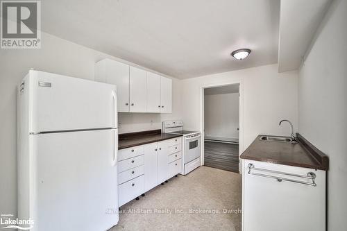 410 Etwell Road, Huntsville (Stisted), ON - Indoor Photo Showing Kitchen