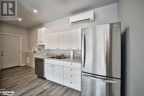 410 Etwell Road, Huntsville (Stisted), ON - Indoor Photo Showing Kitchen With Double Sink