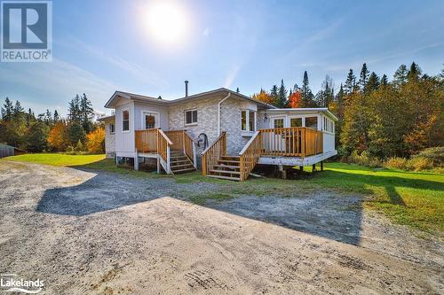 410 Etwell Road, Huntsville, ON - Outdoor With Deck Patio Veranda