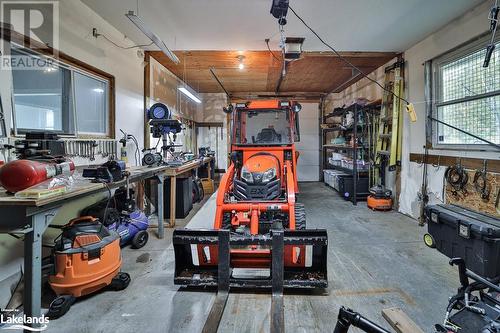 Garage / Studio Building - 410 Etwell Road, Huntsville, ON - Indoor