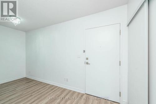 409 - 1 Falaise Road, Toronto, ON - Indoor Photo Showing Other Room