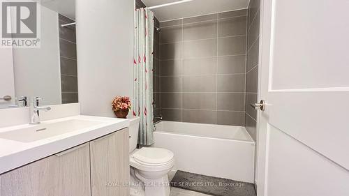 806 - 8 Widmer Street, Toronto, ON - Indoor Photo Showing Bathroom