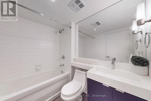 4210 - 25 Telegram Mews, Toronto, ON - Indoor Photo Showing Bathroom