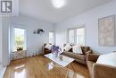 87 Harry Cook Drive, Markham, ON  - Indoor Photo Showing Living Room 