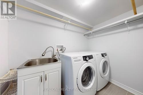 87 Harry Cook Drive, Markham, ON - Indoor Photo Showing Laundry Room